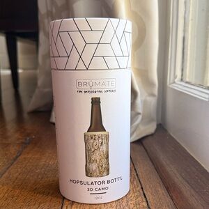 BrüMate Hopsulator Bott'l 3D Camo Bottle Cooler - Green Camo